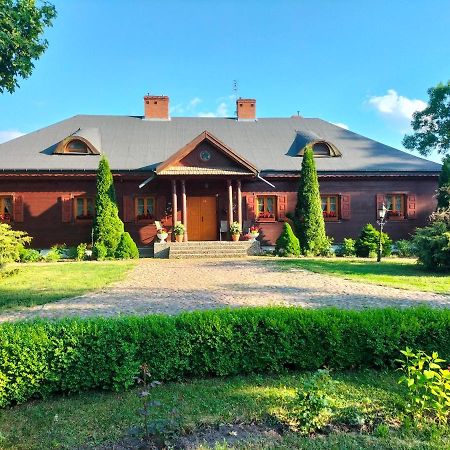 Dwor Woskrzenice Hotel Biala Podlaska Exterior photo