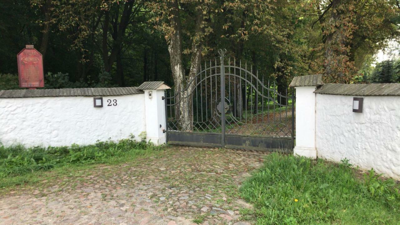 Dwor Woskrzenice Hotel Biala Podlaska Exterior photo